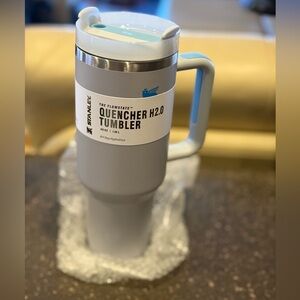 Stanley FlowState Tumbler 40oz